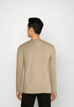 Pier One 5 Pack - Longsleeve - Tan/Light Blue/White 14 Pier One 5 Pack - Longsleeve - Tan/Light Blue/White -Pier One 008645d5688d422a8f4d63dd27c62de9