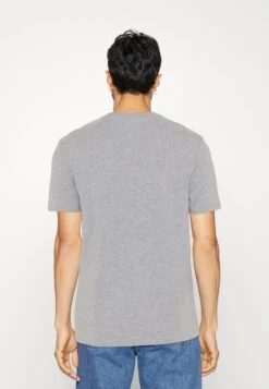 Pier One 3 Pack - T-Shirt Basic - Mottled Light Grey/Pink/Black 12 Pier One 3 Pack - T-Shirt Basic - Mottled Light Grey/Pink/Black -Pier One 053252eb1a644e998d56bb8bd9ef18b2