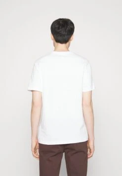 Pier One Leaf Chest Print Tee- T-Shirt Print - White 10 Pier One Leaf Chest Print Tee- T-Shirt Print - White -Pier One 0e80a953391341f0ae199df663ed5d56