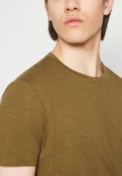 Pier One 5 Pack - T-Shirt Basic - Black/Light Blue/Khaki/Mint/Beige 19 Pier One 5 Pack - T-Shirt Basic - Black/Light Blue/Khaki/Mint/Beige -Pier One 1315f4c5b0a249f28b5e2194be681f86