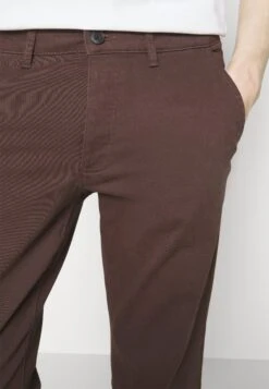 Pier One Chino - Dark Brown 11 Pier One Chino - Dark Brown -Pier One 14a3817511584a53aef75e06eb0d9f10