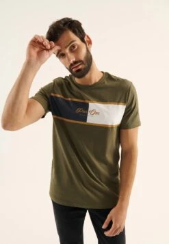 Pier One T-Shirt Print - Olive 13 Pier One T-Shirt Print - Olive -Pier One 278a926a56ad48acac192ff4bf9a75a3