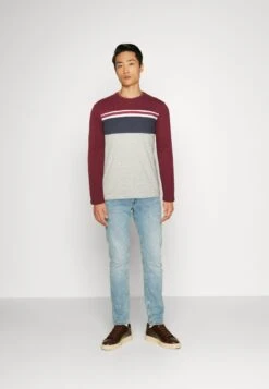 Pier One Longsleeve - Bordeaux 8 Pier One Longsleeve - Bordeaux -Pier One 2cf24dc39b424d15a6edc85a9a839969