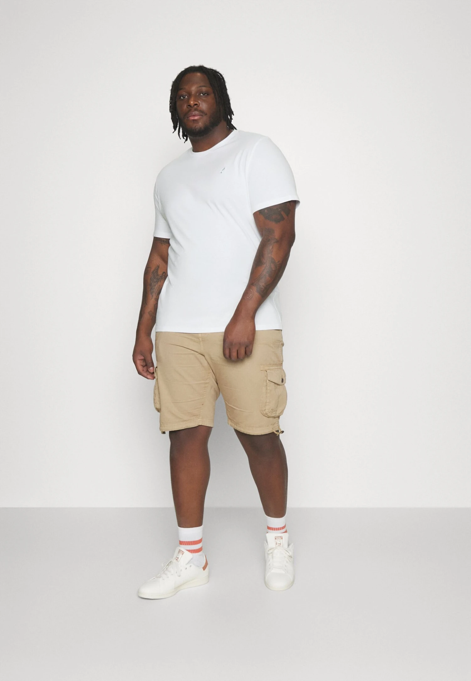 Pier One 5 Pack - T-Shirt Basic - White/Mottled Dark Grey/Bordeaux 3 Pier One 5 Pack - T-Shirt Basic - White/Mottled Dark Grey/Bordeaux