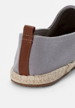 Pier One Rena Espadrille Unisex - Espadrilles - Light Grey 13 Pier One Rena Espadrille Unisex - Espadrilles - Light Grey -Pier One 42d2421a7d9a4236aff6d97b980fd1f5