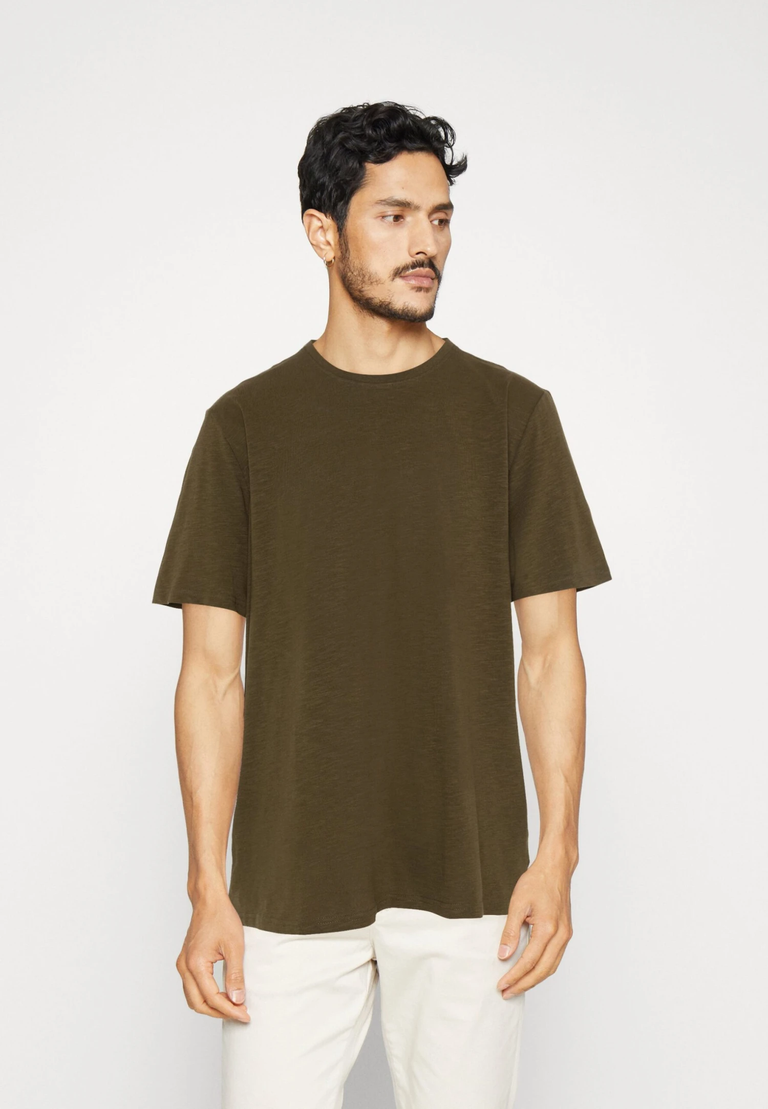 Pier One 5 Pack - T-Shirt Basic - Mint/Off-White/Khaki 8 Pier One 5 Pack - T-Shirt Basic - Mint/Off-White/Khaki - Afbeelding 6