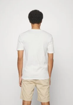 Pier One Slim Fit Ribbed T-Shirt 2 Pack - T-Shirt Basic - White/Black 10 Pier One Slim Fit Ribbed T-Shirt 2 Pack - T-Shirt Basic - White/Black -Pier One 6008c49847fe4ce7acc68f2ad6e5f586