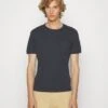 Pier One Garment Tee - T-Shirt Basic - Dark Blue 2 Pier One Garment Tee - T-Shirt Basic - Dark Blue -Pier One 7638006e2505495eab0c7bbdbc3fbab0