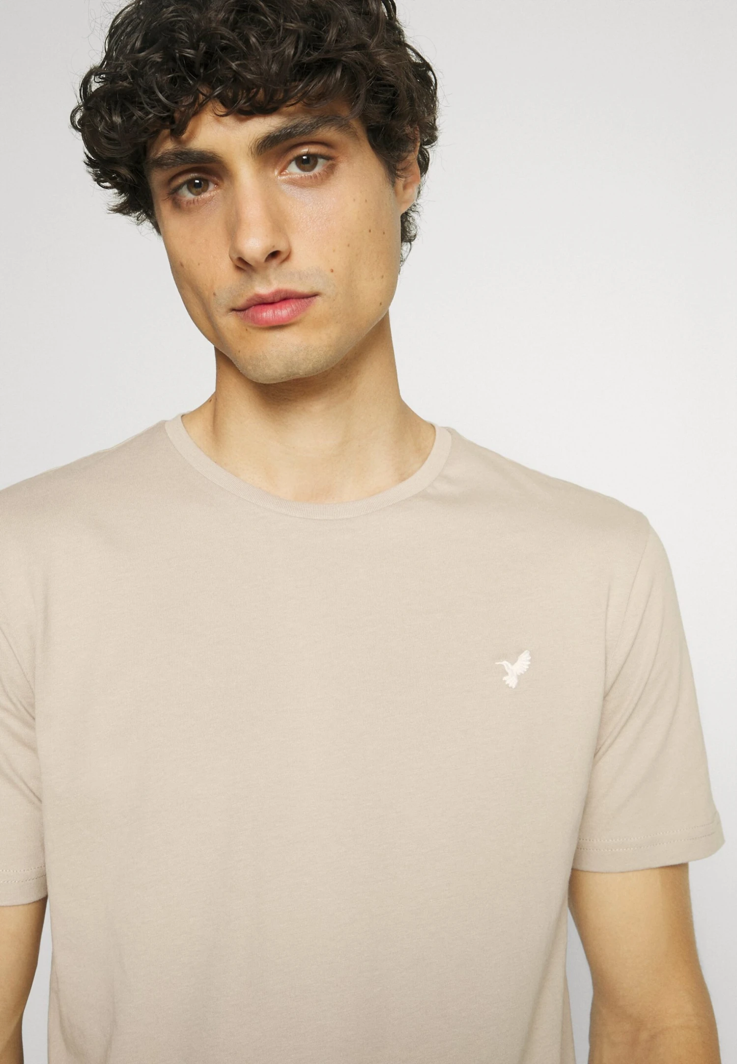 Pier One 5 Pack - T-Shirt Basic - Dark Grey/Dark Blue/Olive 8 Pier One 5 Pack - T-Shirt Basic - Dark Grey/Dark Blue/Olive - Afbeelding 6