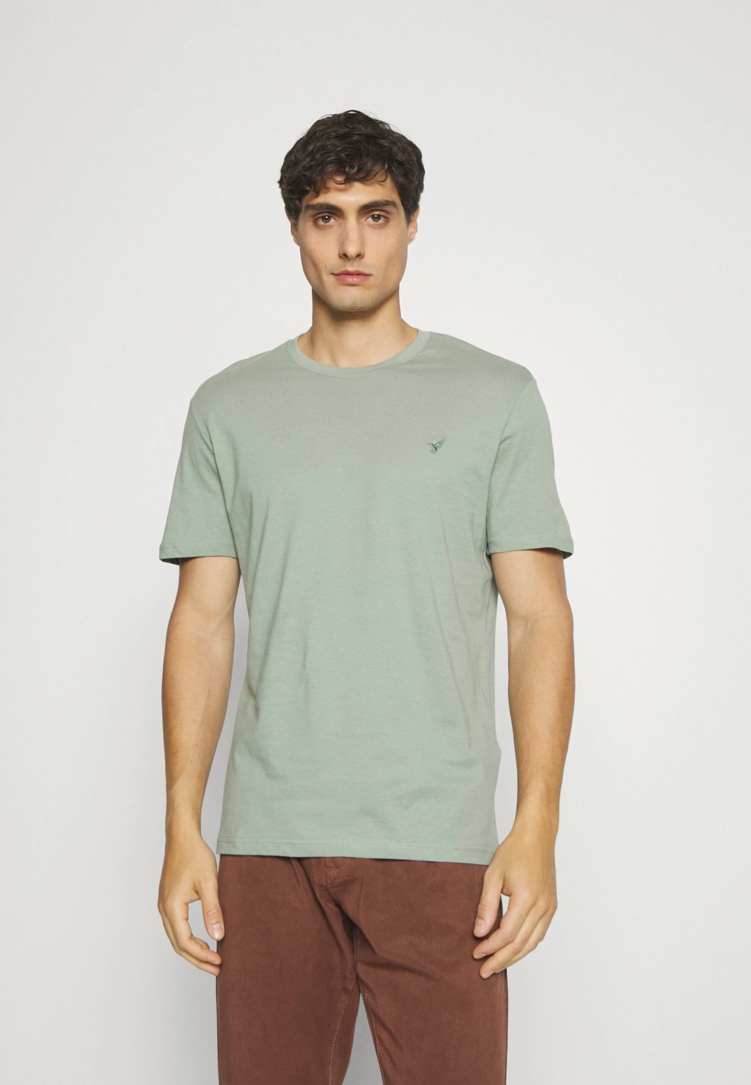 Pier One 3 Pack - T-Shirt Basic - Off-White/Bordeaux/Mint 6 Pier One 3 Pack - T-Shirt Basic - Off-White/Bordeaux/Mint - Afbeelding 4