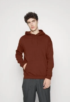 Pier One -Pier One b9ea25a3f3304a77924e2e5246c084ad