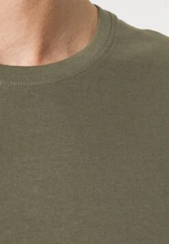 Pier One 2 Pack - Top - Black/Khaki 13 Pier One 2 Pack - Top - Black/Khaki -Pier One bd882977b4dd4e82ad06d1413148c577