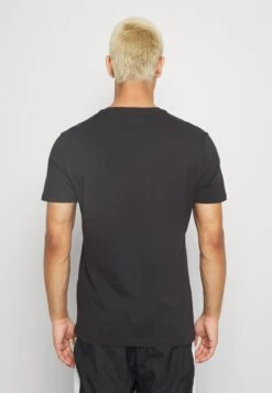 Pier One 7 Pack - T-Shirt Basic - Black 11 Pier One 7 Pack - T-Shirt Basic - Black -Pier One c239e8a3e78042a8accd19b3ccbc3f93