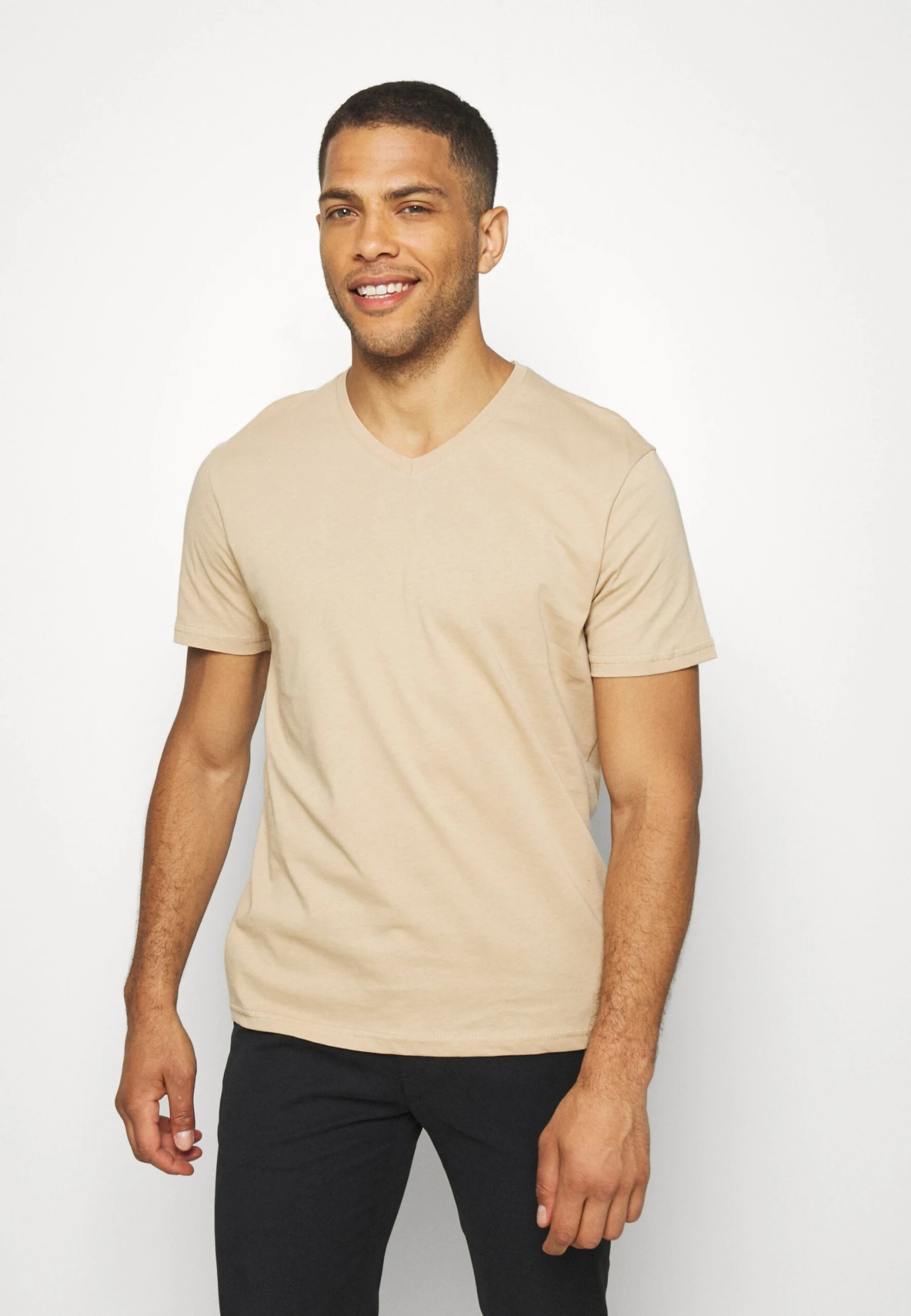 Pier One 3 Pack - T-Shirt Basic - Khaki/Tan/Dark Blue 4 Pier One 3 Pack - T-Shirt Basic - Khaki/Tan/Dark Blue - Afbeelding 2