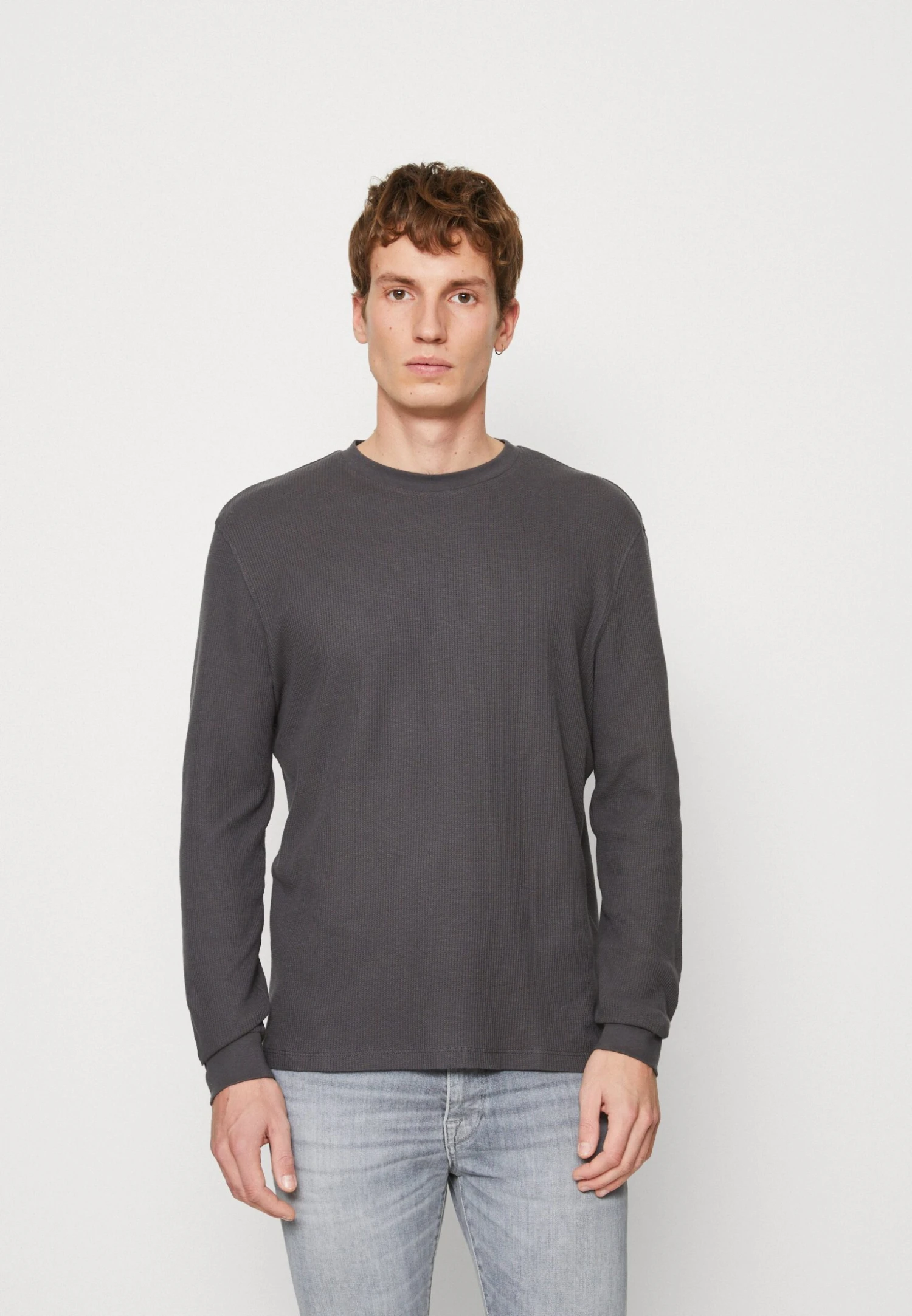 Pier One Longsleeve - Dark Grey 3 Pier One Longsleeve - Dark Grey