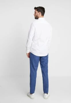 Pier One 2 Pack - Zakelijk Overhemd - White 10 Pier One 2 Pack - Zakelijk Overhemd - White -Pier One fe3882eaf28b48838ea76cbb4b0ad904